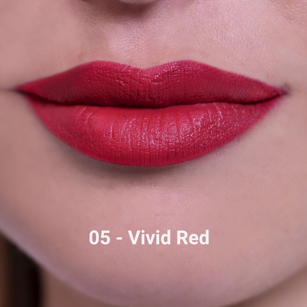 Rossetto Cremoso Colore Pieno 05 - Rouge Vif