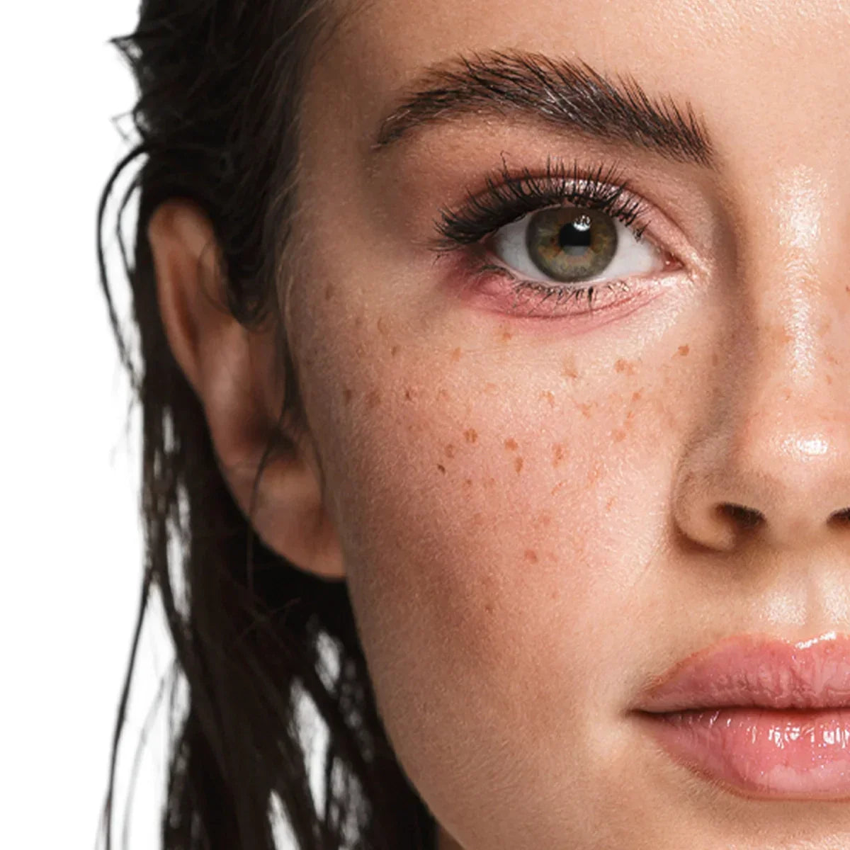 Sopracciglia: l’arte invisibile della laminazione